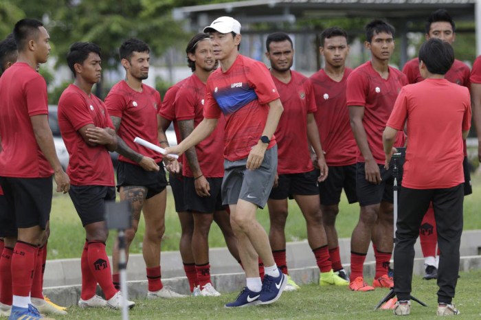 Stres shin tae yong curhat soal sulitnya bentuk skuad timnas indonesia u-23